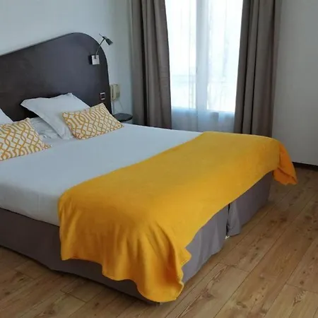 The Originals L Iroko Aix Les Bains Grand Port Hotel 3*