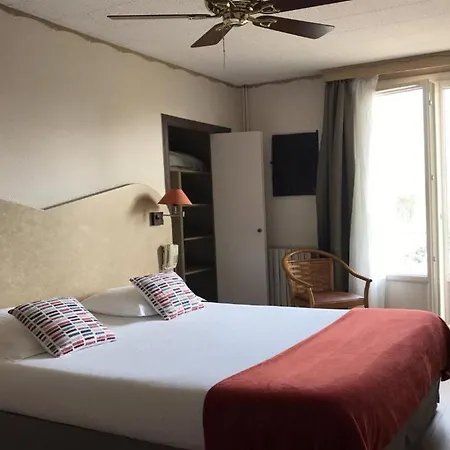 Hotel The Originals L Iroko Aix Les Bains Grand Port 3*